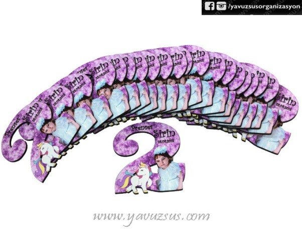 Uv Baskılı Resimli Unicorn Doğumgünü Süsü(7,5*8cm)