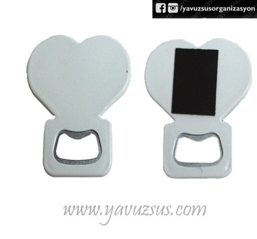 Kalp şeklinde mıknatıslı açacak(7,5*6,5cm)