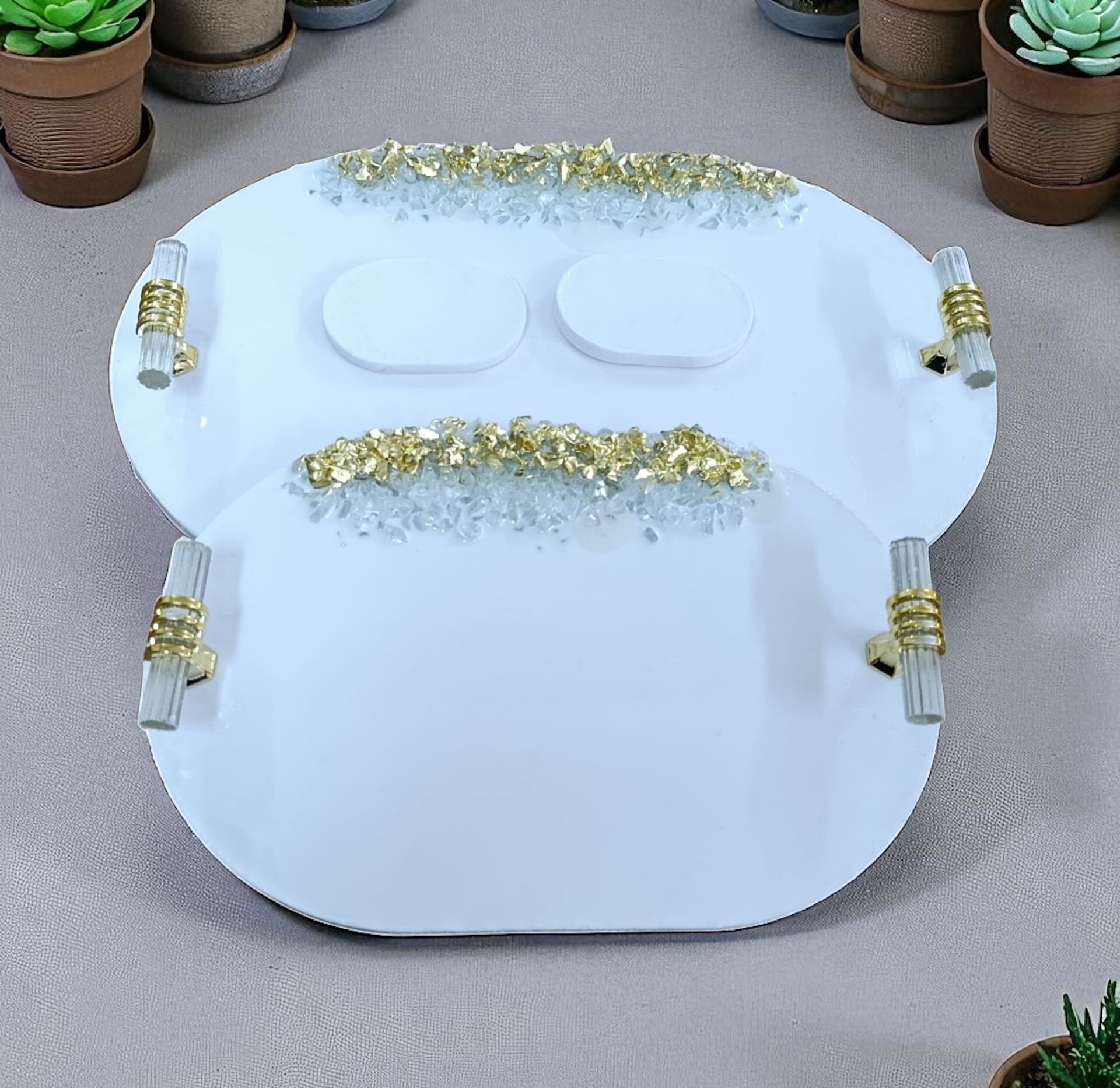 Üstten kumlu oval polyester tepsi seti