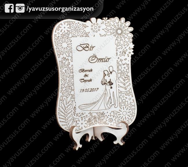 Ahşap ayaklı nikah şekeri (11,5x7,5)