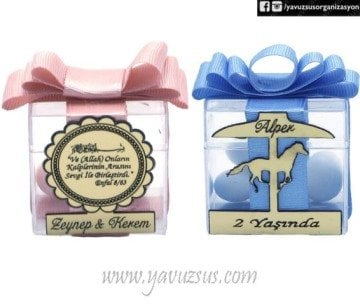 Küp Kutu Üzerine Atlı Pleksili Bebek Şekeri(20 ad)