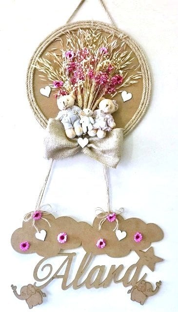 Kraft rengi ayıcıklı çiçekli özel isimli kapı süsü