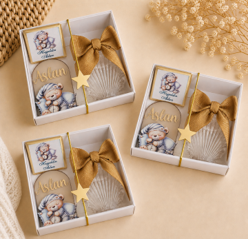 Kutu içerisinde şişe & magnet & çikolata  hediyelik(20 Adet)