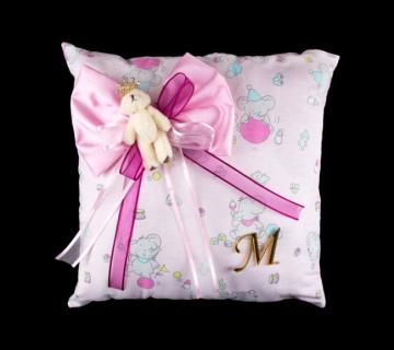 Desenli kumaş ayıcıklı yastık PEMBE