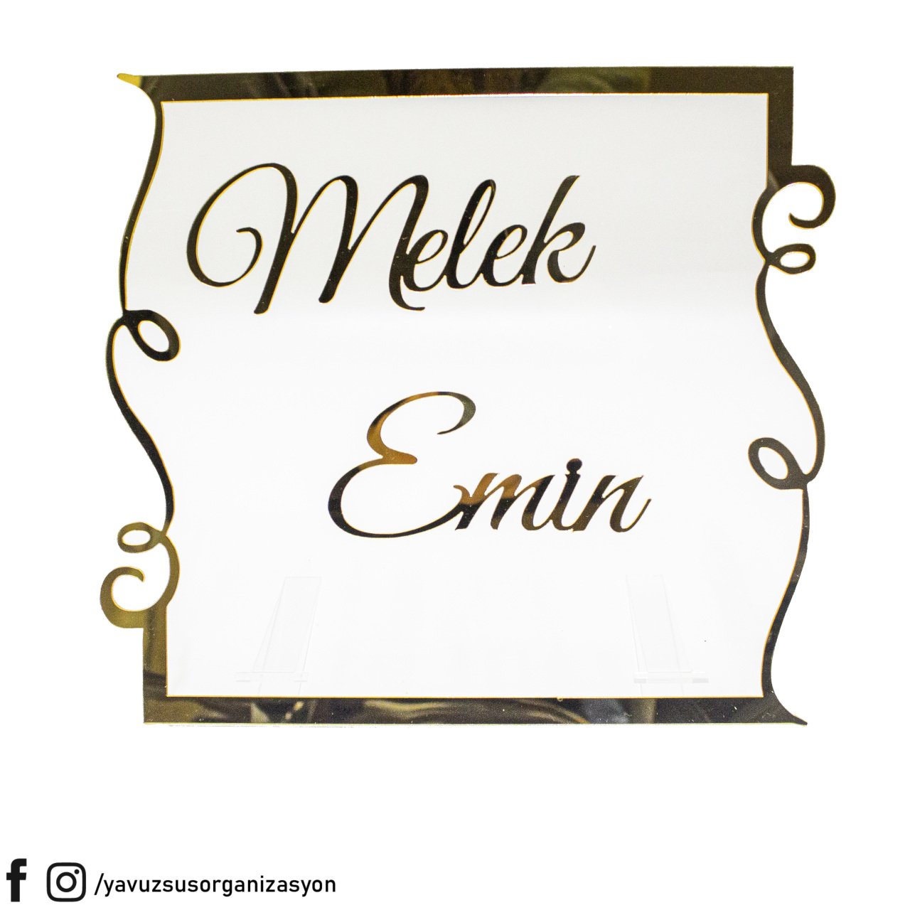 Dikdörtgen Süslü Ayakta Pleksi Tabanlık 22x24cm