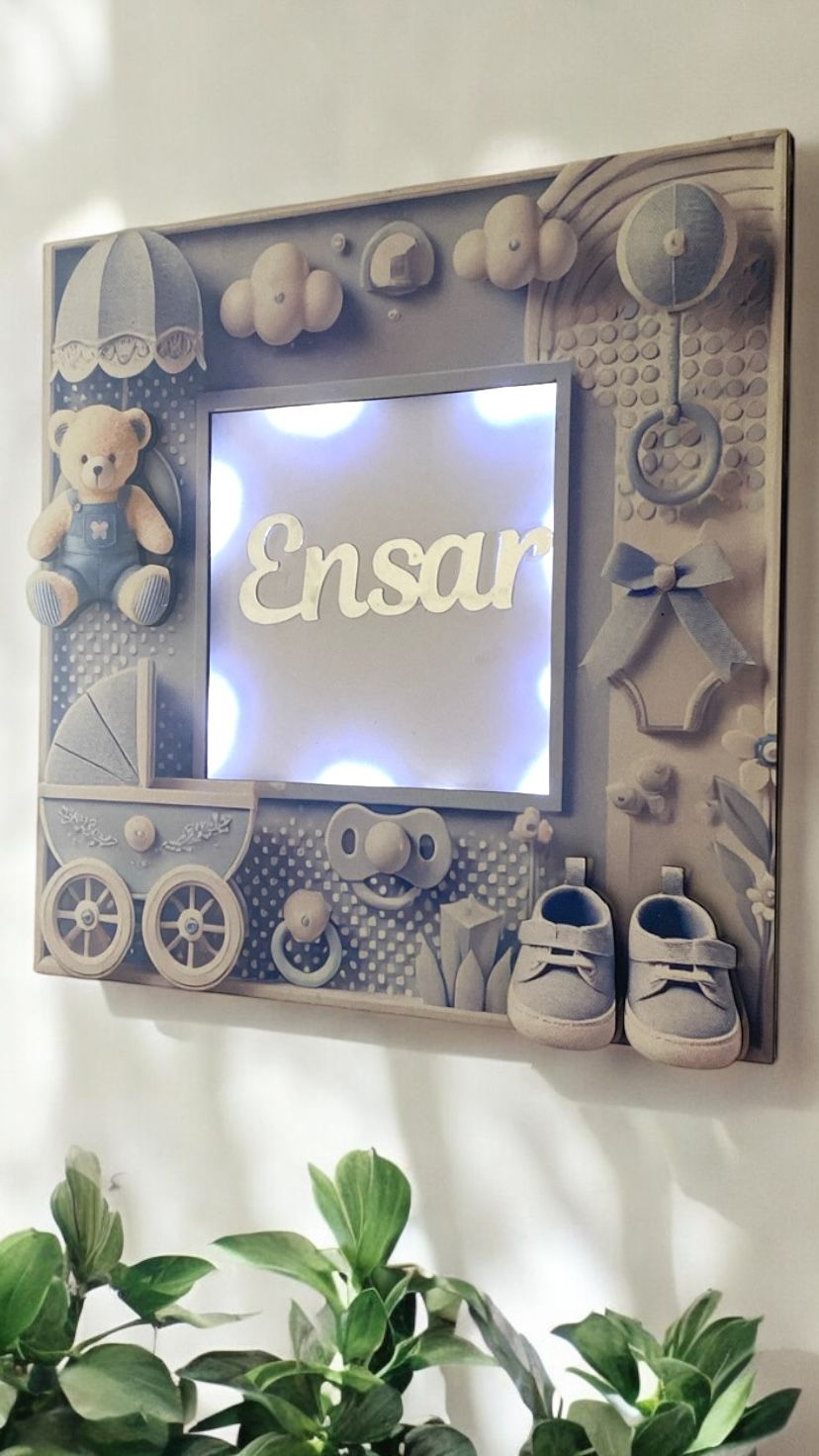 Kare Çerçeveli Işıklı Kapı Süsü