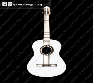 Ahşap gitar