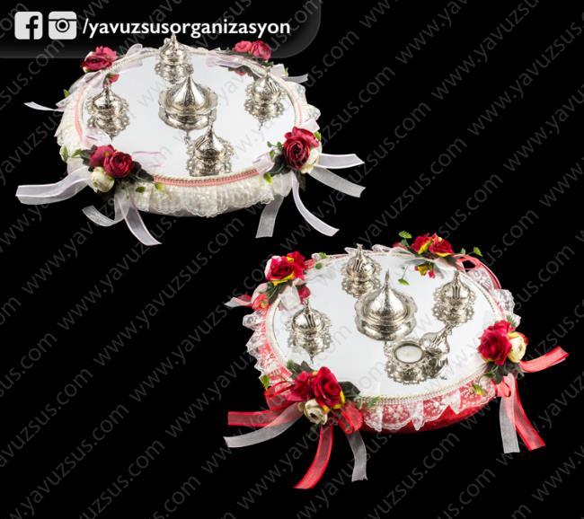 dantel işlemeli lokumluklu aynalı mumlu tepsi KIRMIZI