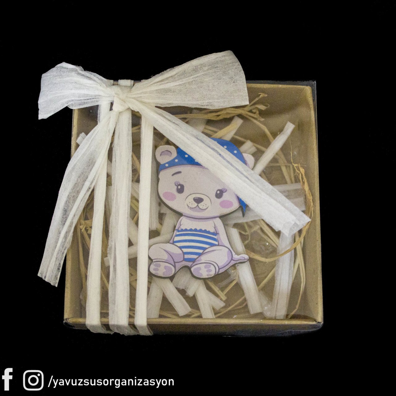 Kutuda Ahşap Ayıcık Süslü Hediyelik (20adet)