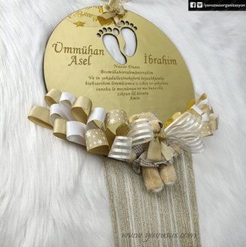 Pleksi Ayak İzi Figürlü Ayıcıklı Kapı Süsü(30*30)