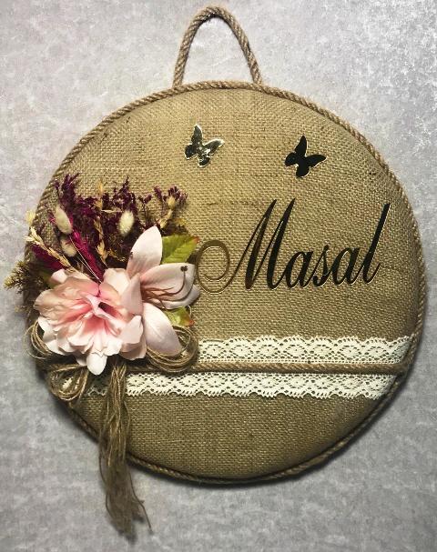 Çiçekli hasır bebek ürünü