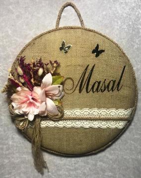 Çiçekli hasır bebek ürünü