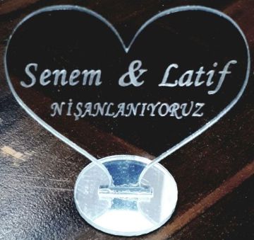 Pleksi Ayaklı Kalp (6x6) ALTIN