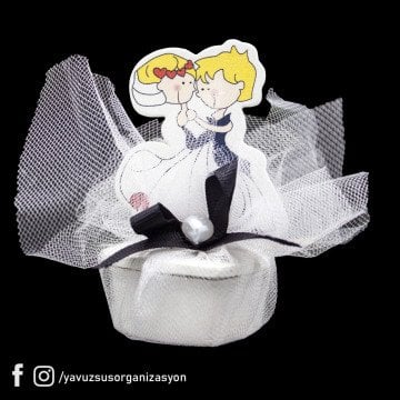 Kutuda Hazır Gelin Damat Nikah Şekeri (20 Adet)