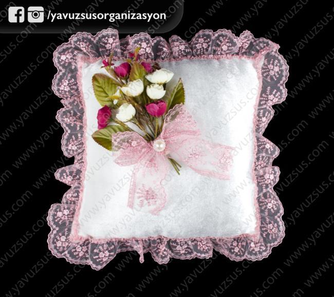 kare dantelli fiyonklu yastık PEMBE