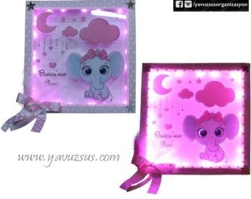 Pleksi Üzeri Baskılı  İsme Özel Kare Kapı Süsü