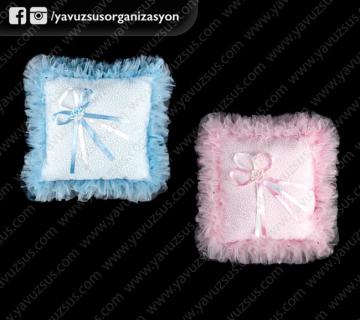 kare fırfırlı desenli kumaş takı yastığı PEMBE