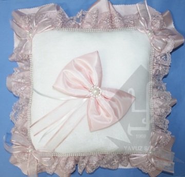 lüx büyük fiyonklu yastık PUDRA