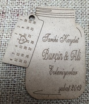 Ahşap tarihli kavanoz