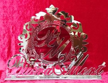 Plaket isimlik 6mm mdf üzeri pleksi((isimlik)