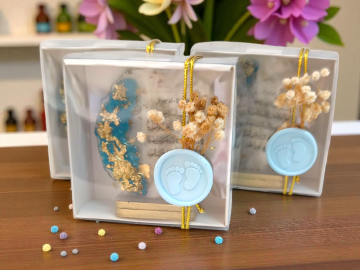 Kutuda Ayaklı epoksi hediyelik(20 adet)