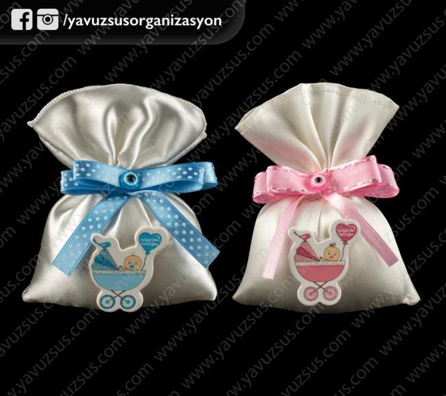 fiyonklu stickerli saten kese MAVI