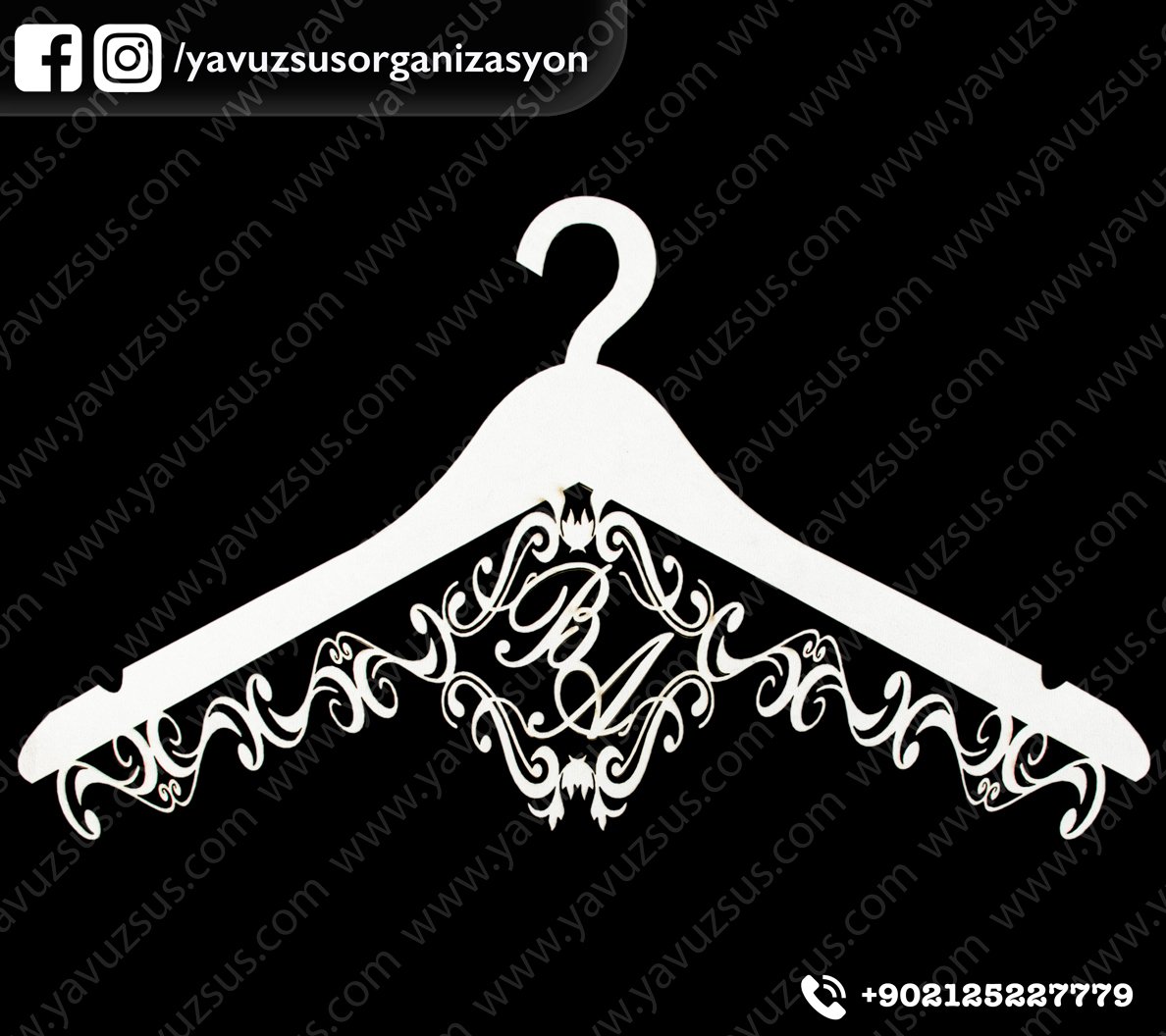 İsme Özel Dantelli ahşap askı(35*19)