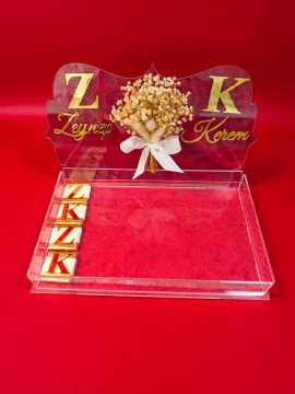 İsme özel pleksi çikolata kutusu