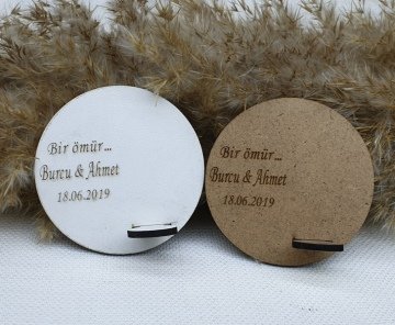 Şişe takma aparatlı  yuvarlak ahşap