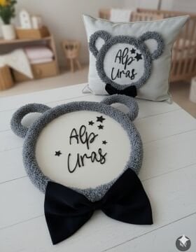 Pleksi & Ahşap üstüne kulaklı kapı Süsü&Yastık Takımı