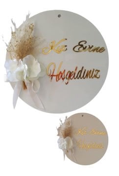 Beyaz Pleksi Üzerine Süslü Kapı Süsü