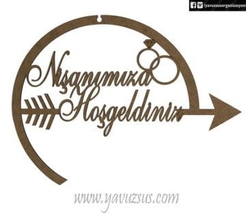 Ok Şeklinde Nişanımıza Hoşgeldiniz Ahşap Kapı Süsü