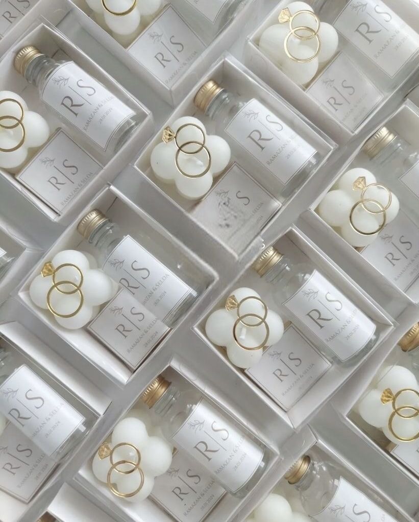 Kutuda Şişe & Çikolata & Mum Hediyelik(20 adet)