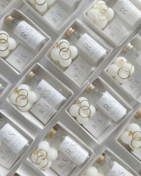 Kutuda Şişe & Çikolata & Mum Hediyelik(20 adet)