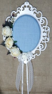 İşlemeli oval beyaz üzeri süslü kapı süsü MAVI
