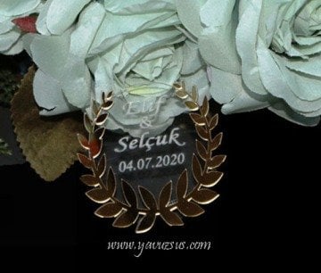 Şeffaf üzeri yapışkanlı pleksi(6cm)