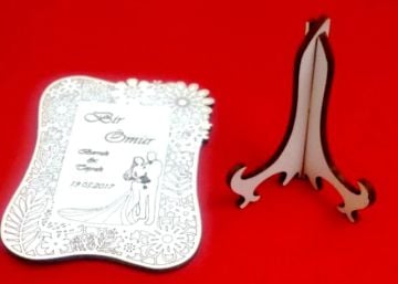 Ahşap ayaklı nikah şekeri (11,5x7,5)