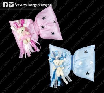 peluş ayıcıklı fiyonk süslü takı yastığı