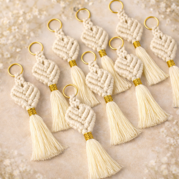 Kalp şeklinde makrome Anahtarlık