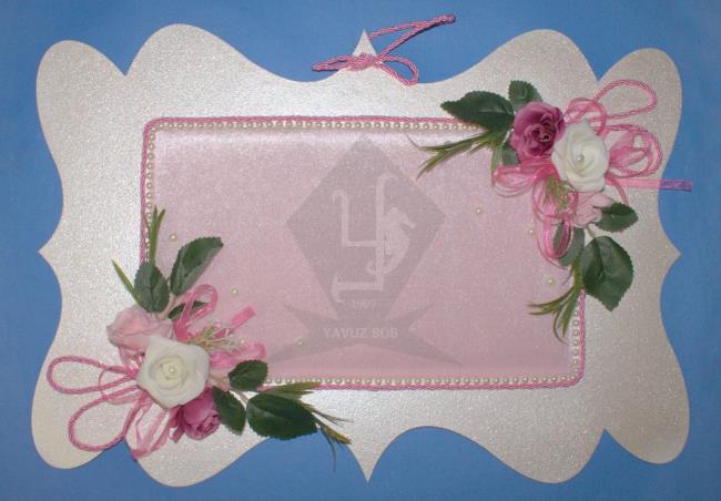 ahşap çiçekli fiyonklu kapı süsü MAVI