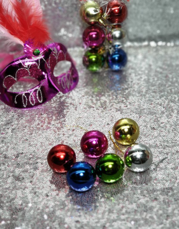 4cm 6'li Yılbaşı Ağaç süsü(cici)