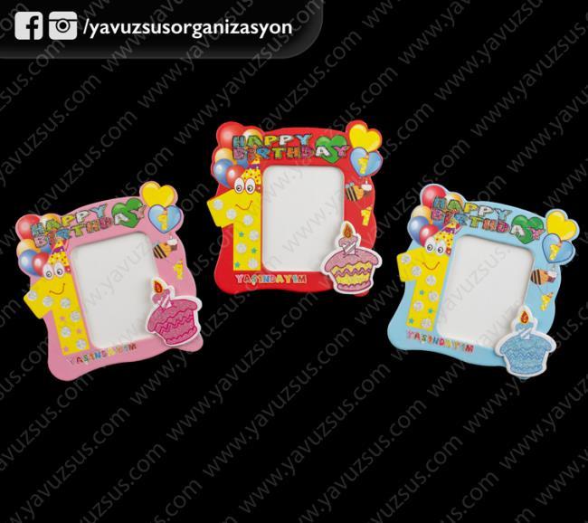 bir yaşındayım kare çerçeve