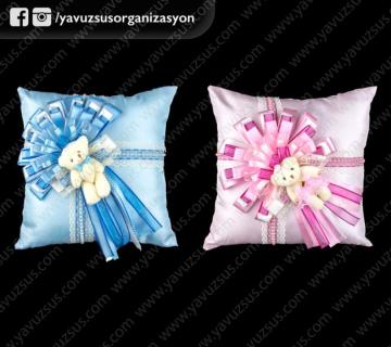 peluş ayıcıklı kare süslü takı yastığı PEMBE